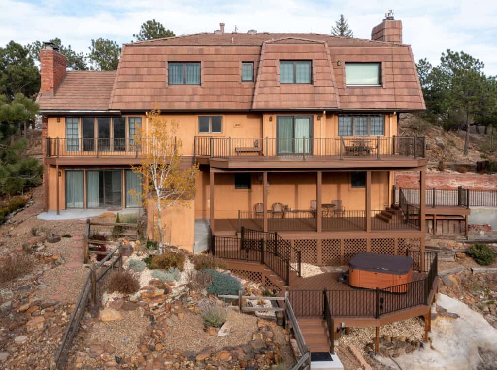 Outdoor Living with Deck Remodel over cliff