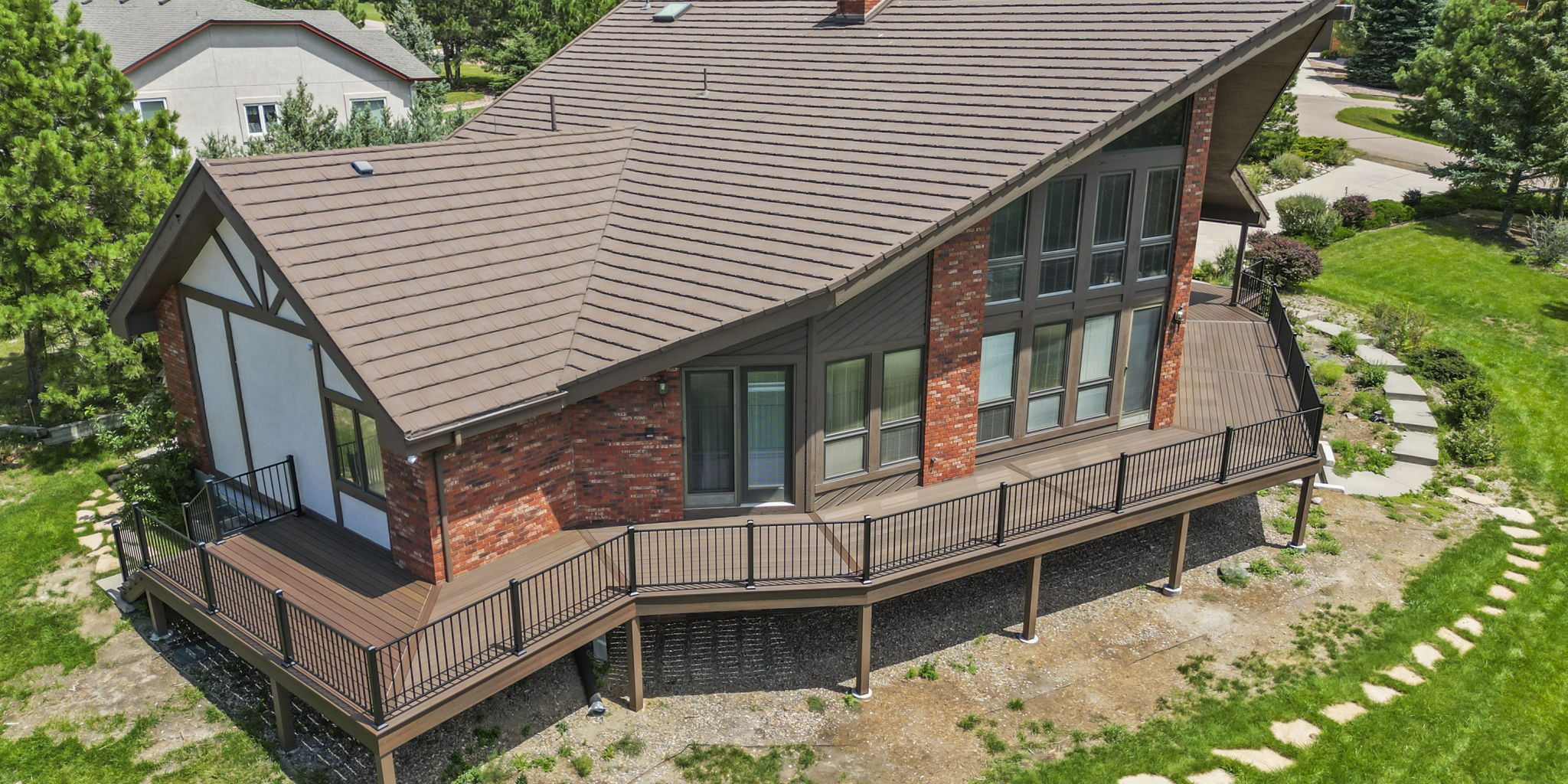 Custom Deck Builder in Monument with 930 Square Feet of Decking