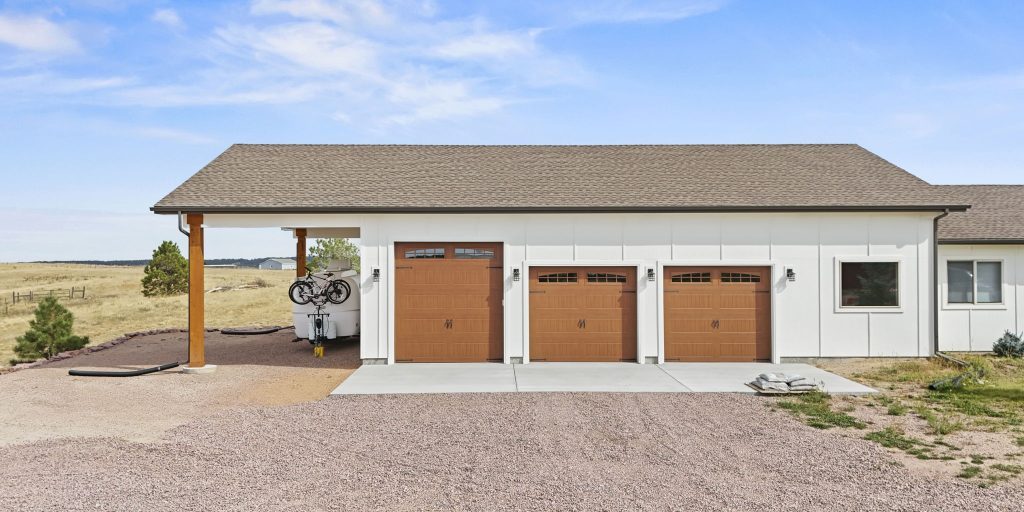 New Addition for Garage with Oversized Doors